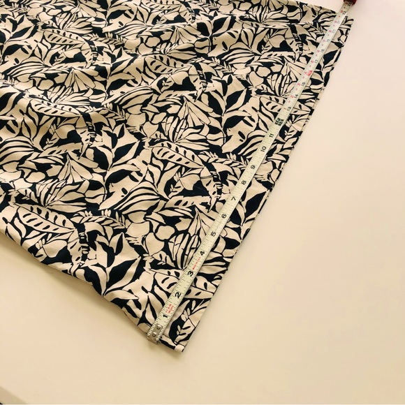 Gap Factory Store pencil skirt 100% cotton in black and tan leaf print sz. 10 - Picture 8 of 13